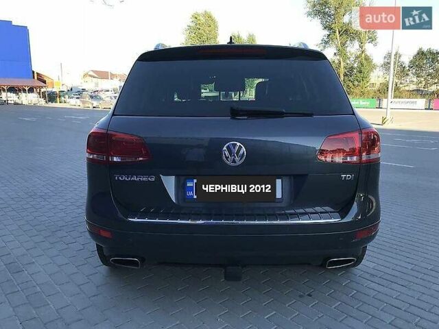Серый Фольксваген Туарег, объемом двигателя 2.97 л и пробегом 177 тыс. км за 22000 $, фото 26 на Automoto.ua