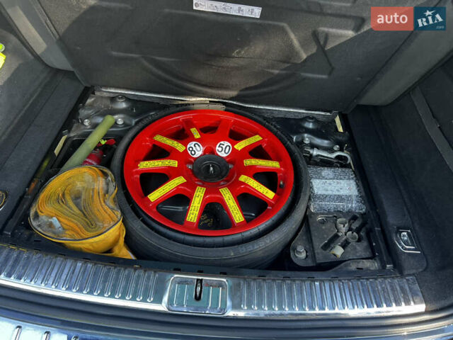 Сірий Фольксваген Туарег, об'ємом двигуна 3 л та пробігом 290 тис. км за 16300 $, фото 13 на Automoto.ua