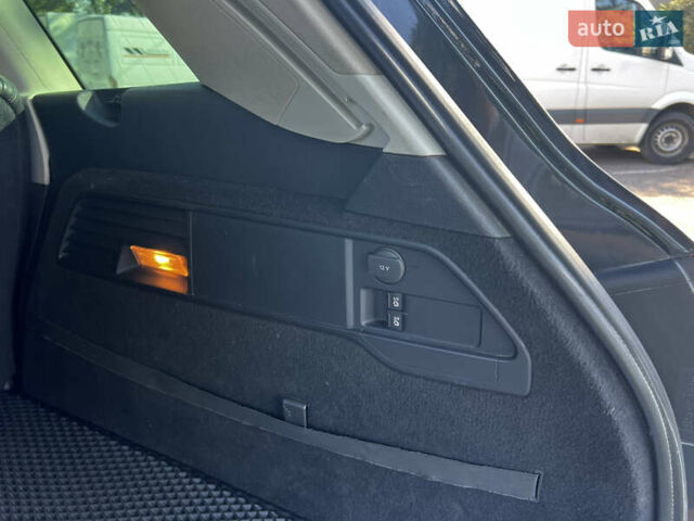 Сірий Фольксваген Туарег, об'ємом двигуна 3 л та пробігом 290 тис. км за 16300 $, фото 12 на Automoto.ua