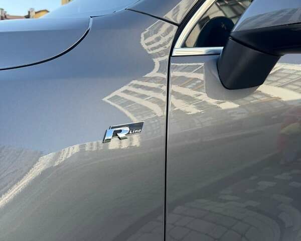 Серый Фольксваген Туарег, объемом двигателя 3 л и пробегом 267 тыс. км за 18800 $, фото 7 на Automoto.ua