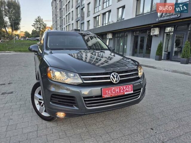 Серый Фольксваген Туарег, объемом двигателя 2.97 л и пробегом 248 тыс. км за 16500 $, фото 55 на Automoto.ua