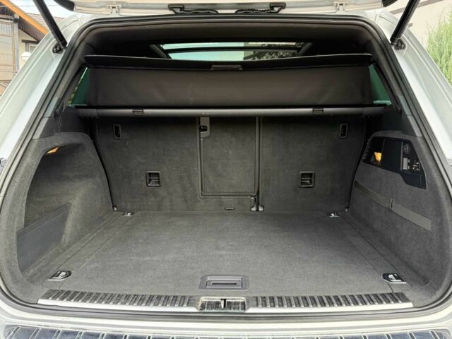 Сірий Фольксваген Туарег, об'ємом двигуна 3 л та пробігом 226 тис. км за 18000 $, фото 22 на Automoto.ua