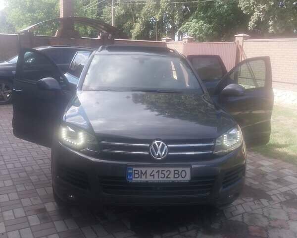 Серый Фольксваген Туарег, объемом двигателя 2.97 л и пробегом 289 тыс. км за 20500 $, фото 3 на Automoto.ua