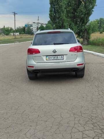 Серый Фольксваген Туарег, объемом двигателя 2.97 л и пробегом 180 тыс. км за 21000 $, фото 6 на Automoto.ua