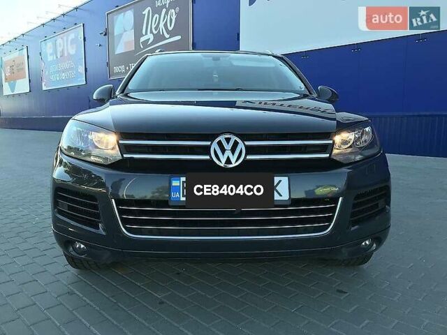 Серый Фольксваген Туарег, объемом двигателя 2.97 л и пробегом 177 тыс. км за 22000 $, фото 3 на Automoto.ua