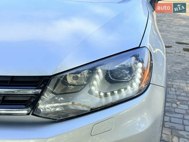 Сірий Фольксваген Туарег, об'ємом двигуна 3.6 л та пробігом 264 тис. км за 13900 $, фото 10 на Automoto.ua