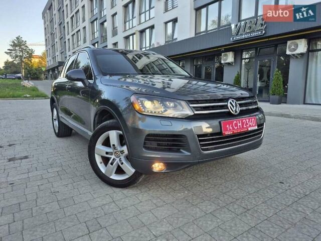 Серый Фольксваген Туарег, объемом двигателя 2.97 л и пробегом 248 тыс. км за 16500 $, фото 53 на Automoto.ua