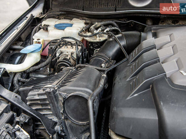 Сірий Фольксваген Туарег, об'ємом двигуна 2.97 л та пробігом 267 тис. км за 21499 $, фото 16 на Automoto.ua