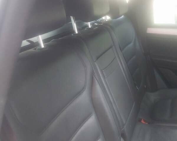 Серый Фольксваген Туарег, объемом двигателя 2.97 л и пробегом 289 тыс. км за 20500 $, фото 19 на Automoto.ua