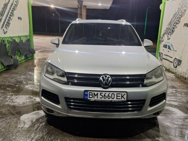 Серый Фольксваген Туарег, объемом двигателя 3 л и пробегом 304 тыс. км за 16600 $, фото 7 на Automoto.ua