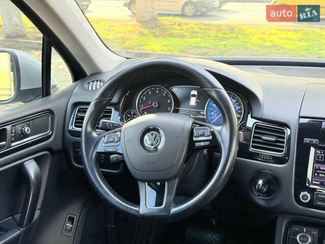 Сірий Фольксваген Туарег, об'ємом двигуна 3.6 л та пробігом 264 тис. км за 13900 $, фото 15 на Automoto.ua