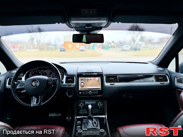 Серый Фольксваген Туарег, объемом двигателя 42 л и пробегом 110 тыс. км за 23900 $, фото 6 на Automoto.ua