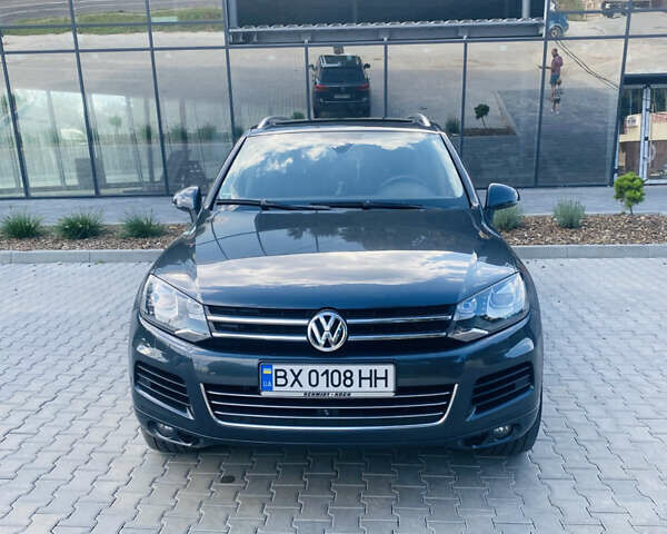 Сірий Фольксваген Туарег, об'ємом двигуна 2.97 л та пробігом 267 тис. км за 21499 $, фото 1 на Automoto.ua