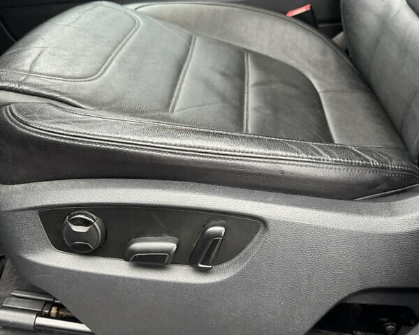 Серый Фольксваген Туарег, объемом двигателя 2.97 л и пробегом 345 тыс. км за 16900 $, фото 17 на Automoto.ua