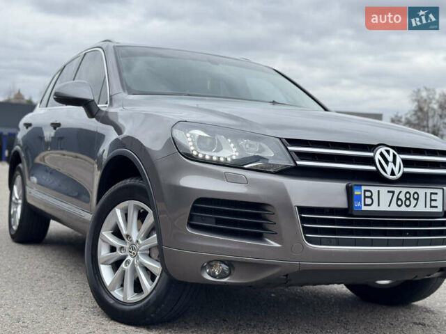 Серый Фольксваген Туарег, объемом двигателя 2.97 л и пробегом 360 тыс. км за 17500 $, фото 25 на Automoto.ua