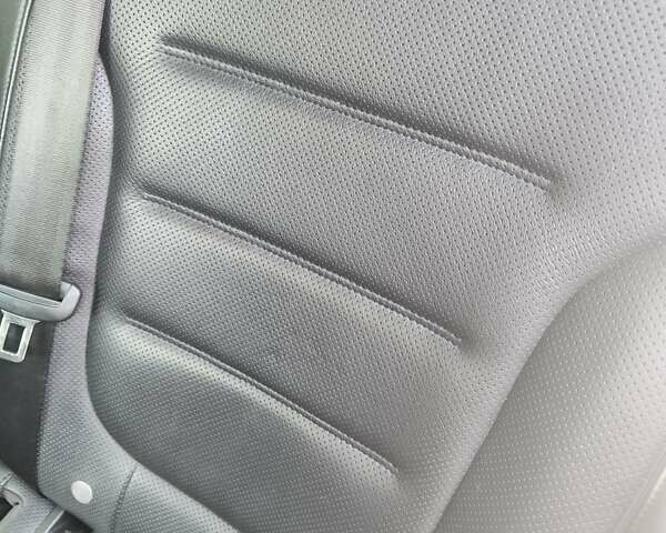 Серый Фольксваген Туарег, объемом двигателя 3 л и пробегом 280 тыс. км за 22500 $, фото 40 на Automoto.ua