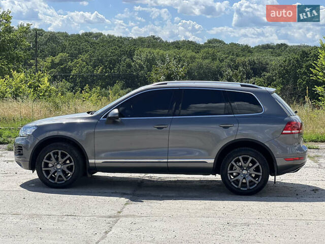 Сірий Фольксваген Туарег, об'ємом двигуна 2.97 л та пробігом 261 тис. км за 19999 $, фото 16 на Automoto.ua