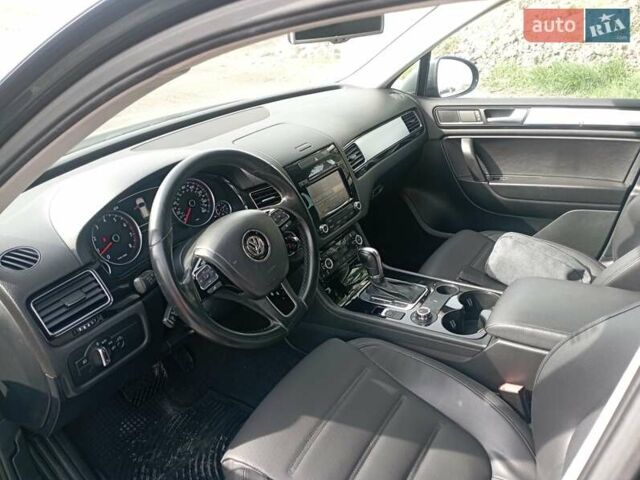 Серый Фольксваген Туарег, объемом двигателя 3.6 л и пробегом 212 тыс. км за 13999 $, фото 16 на Automoto.ua