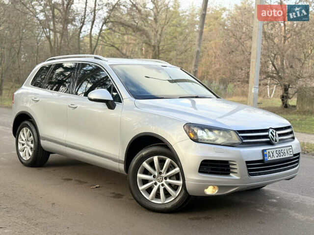 Сірий Фольксваген Туарег, об'ємом двигуна 3.6 л та пробігом 225 тис. км за 12500 $, фото 2 на Automoto.ua