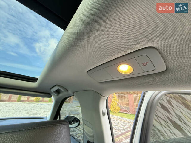 Серый Фольксваген Туарег, объемом двигателя 3 л и пробегом 230 тыс. км за 21900 $, фото 47 на Automoto.ua