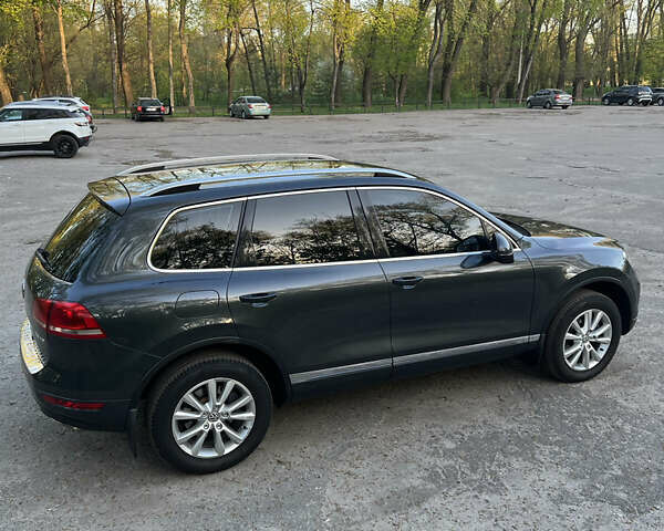 Сірий Фольксваген Туарег, об'ємом двигуна 2.97 л та пробігом 164 тис. км за 19899 $, фото 6 на Automoto.ua