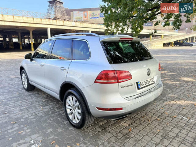 Сірий Фольксваген Туарег, об'ємом двигуна 3.6 л та пробігом 264 тис. км за 13900 $, фото 7 на Automoto.ua