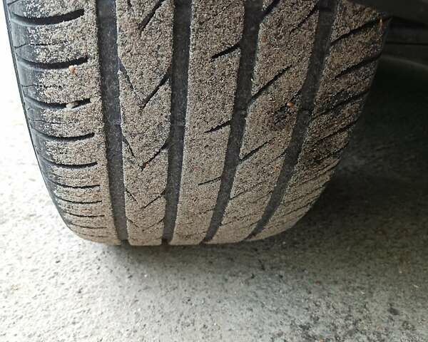 Серый Фольксваген Туарег, объемом двигателя 3.6 л и пробегом 179 тыс. км за 19000 $, фото 22 на Automoto.ua