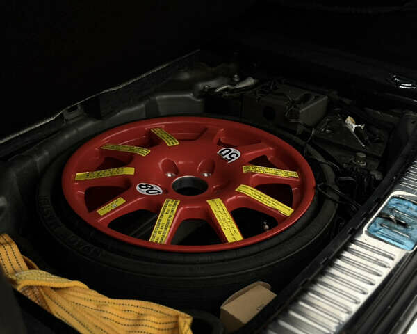 Серый Фольксваген Туарег, объемом двигателя 2.97 л и пробегом 360 тыс. км за 17500 $, фото 45 на Automoto.ua