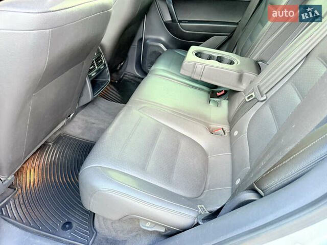 Сірий Фольксваген Туарег, об'ємом двигуна 3.6 л та пробігом 225 тис. км за 12500 $, фото 35 на Automoto.ua