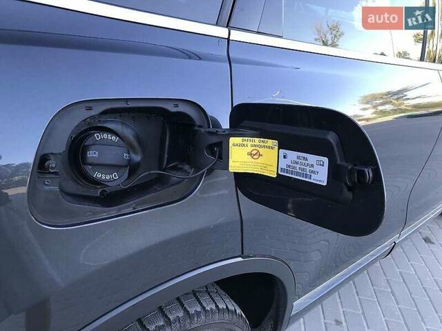 Серый Фольксваген Туарег, объемом двигателя 2.97 л и пробегом 177 тыс. км за 22000 $, фото 27 на Automoto.ua