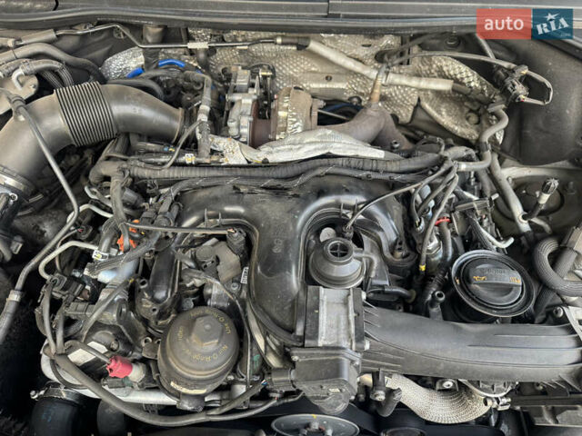 Серый Фольксваген Туарег, объемом двигателя 2.97 л и пробегом 340 тыс. км за 15900 $, фото 35 на Automoto.ua