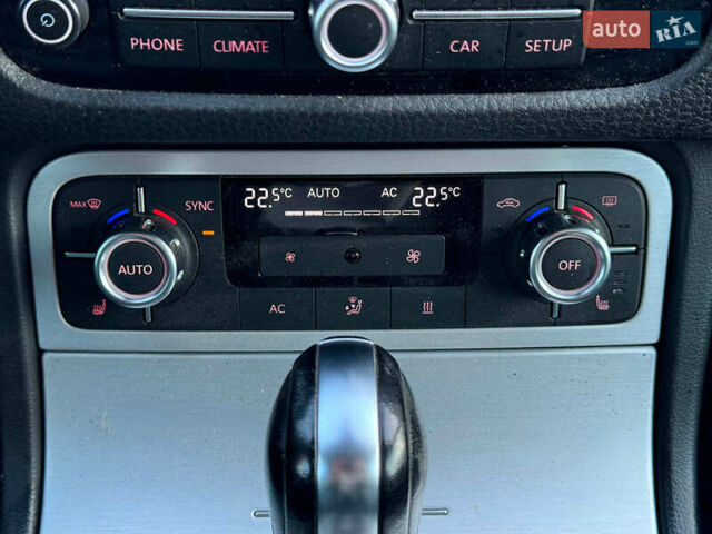 Сірий Фольксваген Туарег, об'ємом двигуна 3 л та пробігом 222 тис. км за 21290 $, фото 36 на Automoto.ua