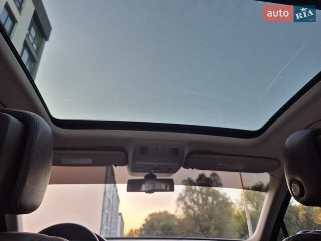 Серый Фольксваген Туарег, объемом двигателя 2.97 л и пробегом 248 тыс. км за 16500 $, фото 25 на Automoto.ua