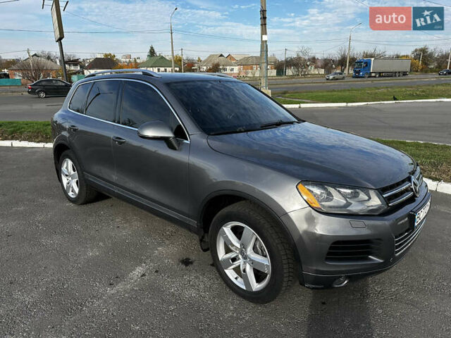 Серый Фольксваген Туарег, объемом двигателя 3.6 л и пробегом 175 тыс. км за 16500 $, фото 6 на Automoto.ua