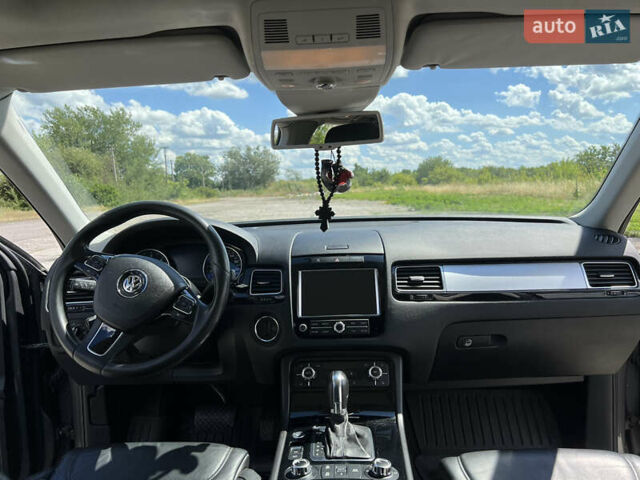 Сірий Фольксваген Туарег, об'ємом двигуна 2.97 л та пробігом 261 тис. км за 19999 $, фото 28 на Automoto.ua