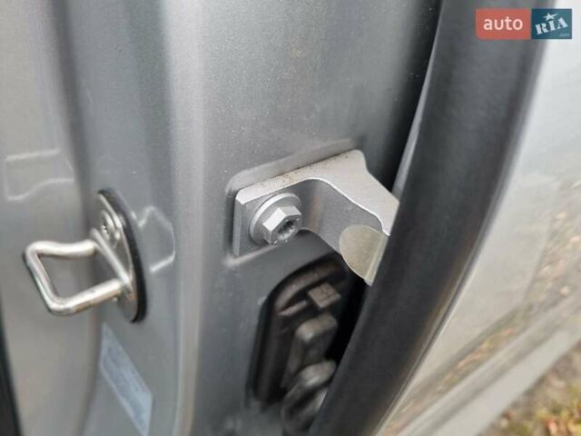 Фольксваген Туарег 2013 в Ровно на Automoto.ua Серый Фольксваген Туарег, объемом двигателя 3 л и пробегом 311 тыс. км за 20999 $, фото 51 на Automoto.ua