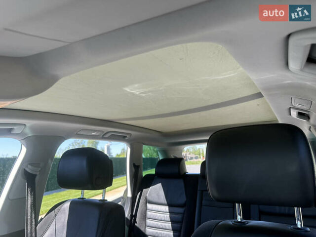 Серый Фольксваген Туарег, объемом двигателя 0 л и пробегом 211 тыс. км за 21450 $, фото 47 на Automoto.ua