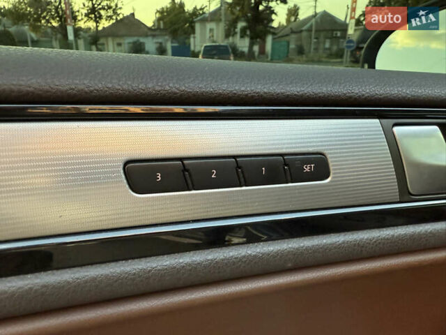 Сірий Фольксваген Туарег, об'ємом двигуна 2.97 л та пробігом 169 тис. км за 24900 $, фото 16 на Automoto.ua