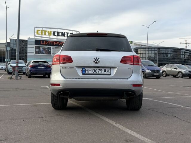 Серый Фольксваген Туарег, объемом двигателя 3.6 л и пробегом 278 тыс. км за 14200 $, фото 5 на Automoto.ua