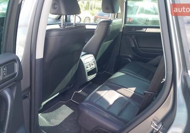 Серый Фольксваген Туарег, объемом двигателя 3.6 л и пробегом 54 тыс. км за 21000 $, фото 10 на Automoto.ua