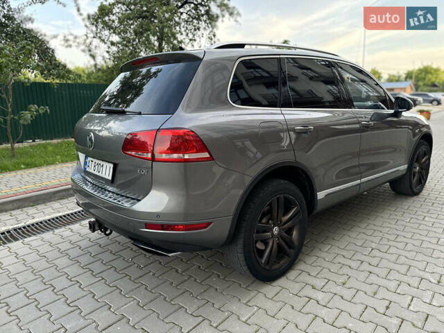 Серый Фольксваген Туарег, объемом двигателя 2.97 л и пробегом 261 тыс. км за 18000 $, фото 10 на Automoto.ua