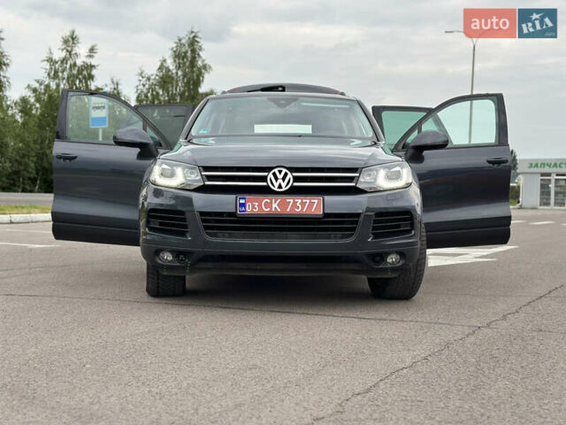 Серый Фольксваген Туарег, объемом двигателя 0 л и пробегом 211 тыс. км за 21450 $, фото 21 на Automoto.ua