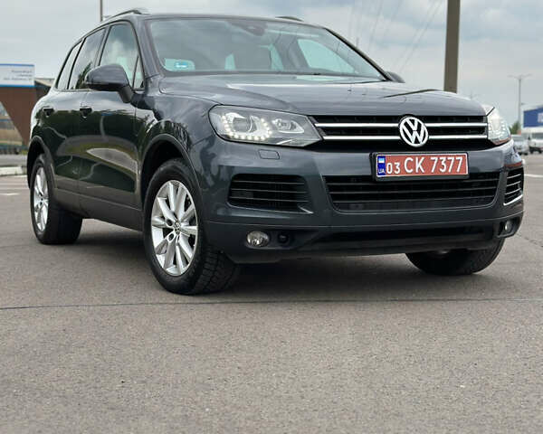 Серый Фольксваген Туарег, объемом двигателя 0 л и пробегом 211 тыс. км за 21450 $, фото 5 на Automoto.ua