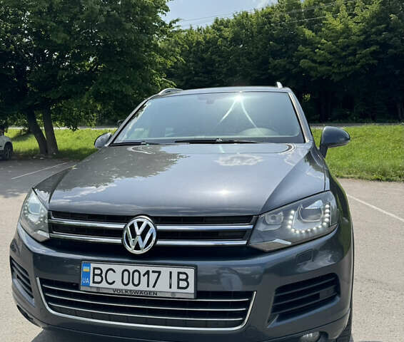 Сірий Фольксваген Туарег, об'ємом двигуна 2.97 л та пробігом 229 тис. км за 19800 $, фото 1 на Automoto.ua