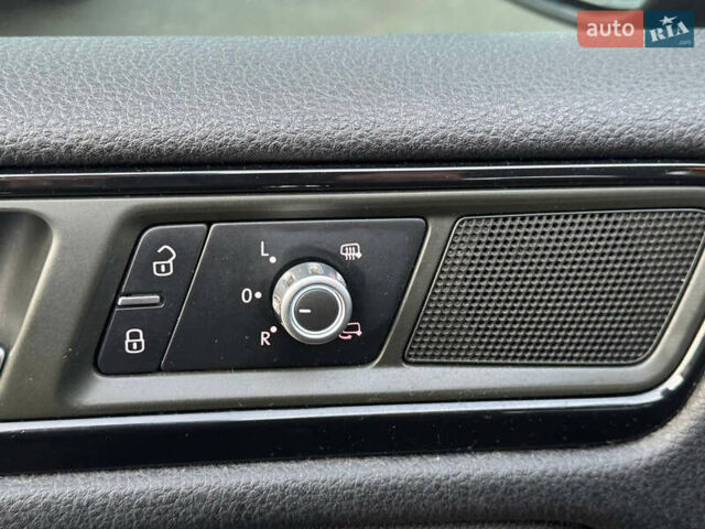 Сірий Фольксваген Туарег, об'ємом двигуна 3 л та пробігом 229 тис. км за 18100 $, фото 24 на Automoto.ua