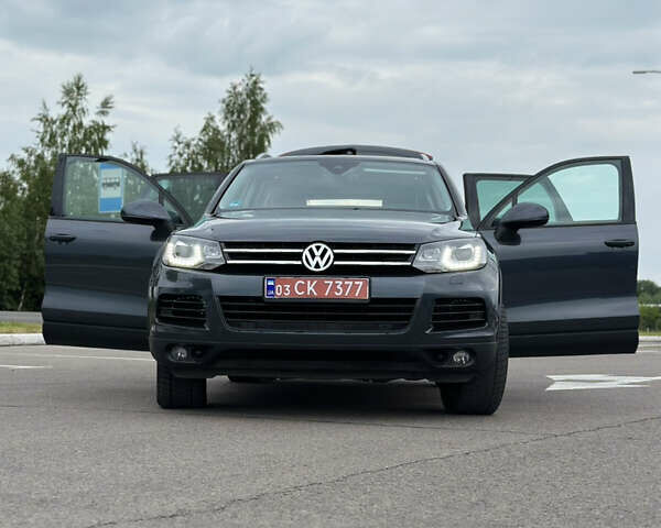 Серый Фольксваген Туарег, объемом двигателя 0 л и пробегом 211 тыс. км за 21450 $, фото 33 на Automoto.ua