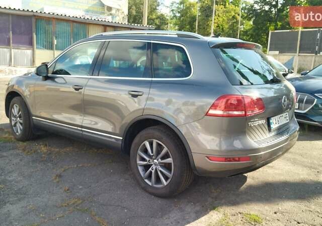 Серый Фольксваген Туарег, объемом двигателя 3.6 л и пробегом 54 тыс. км за 21000 $, фото 3 на Automoto.ua