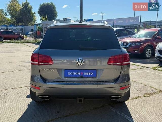Фольксваген Туарег 2013 в Киеве на Automoto.ua Серый Фольксваген Туарег, объемом двигателя 2.97 л и пробегом 180 тыс. км за 19900 $, фото 5 на Automoto.ua