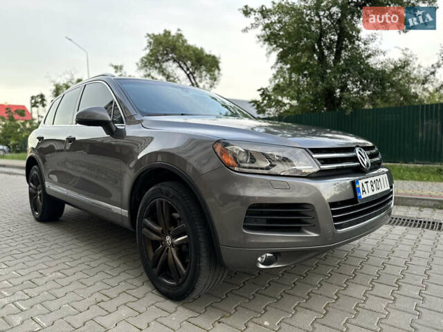 Серый Фольксваген Туарег, объемом двигателя 2.97 л и пробегом 261 тыс. км за 18000 $, фото 15 на Automoto.ua