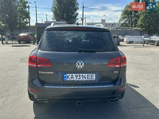 Сірий Фольксваген Туарег, об'ємом двигуна 2.97 л та пробігом 222 тис. км за 18300 $, фото 3 на Automoto.ua